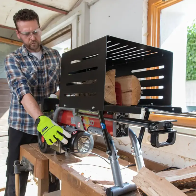 ALKO ŁUPARKA LSH370 4 w użyciu