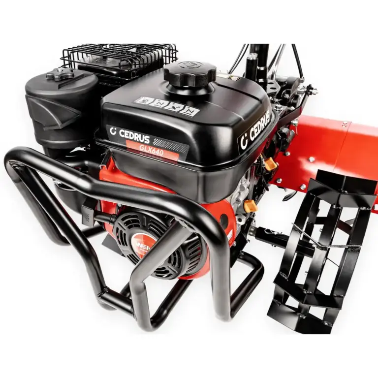 CEDRUS GLEBOGRYZARKA GLX 640 detal